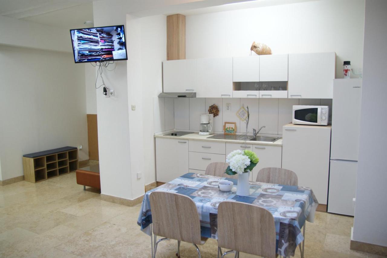 Apartman Ivana Pula Ngoại thất bức ảnh